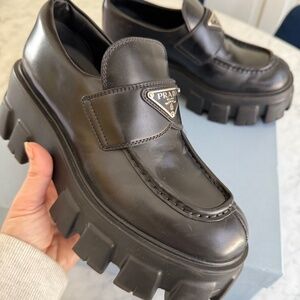 Prada Leather Logo Platform (Monolith) Loafers – Black – EU 36.5 / US 6.5